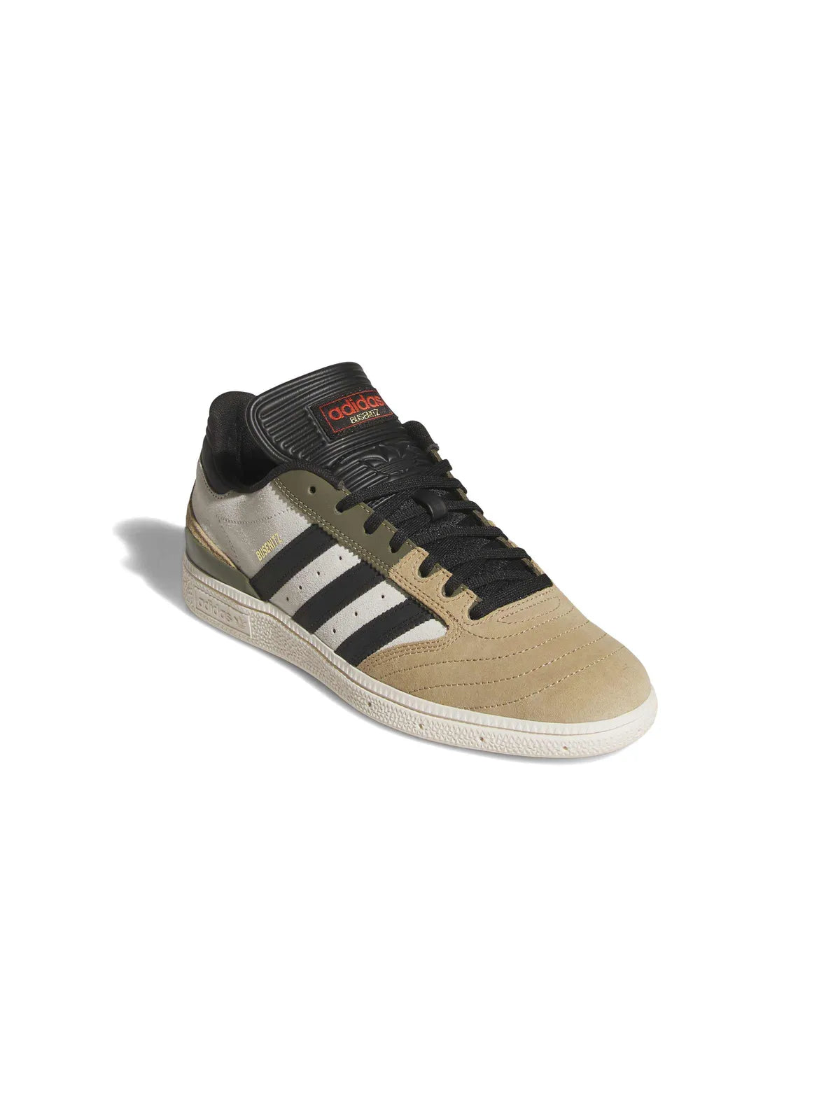 Chaussures de skateboard Adidas-Busenitz-Cardboard, vue de profil avant ¾