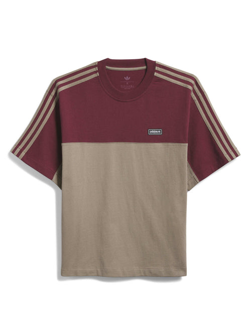 Teeshirts Adidas Fs+ Tee Shared/Khasix, vue a plat de face