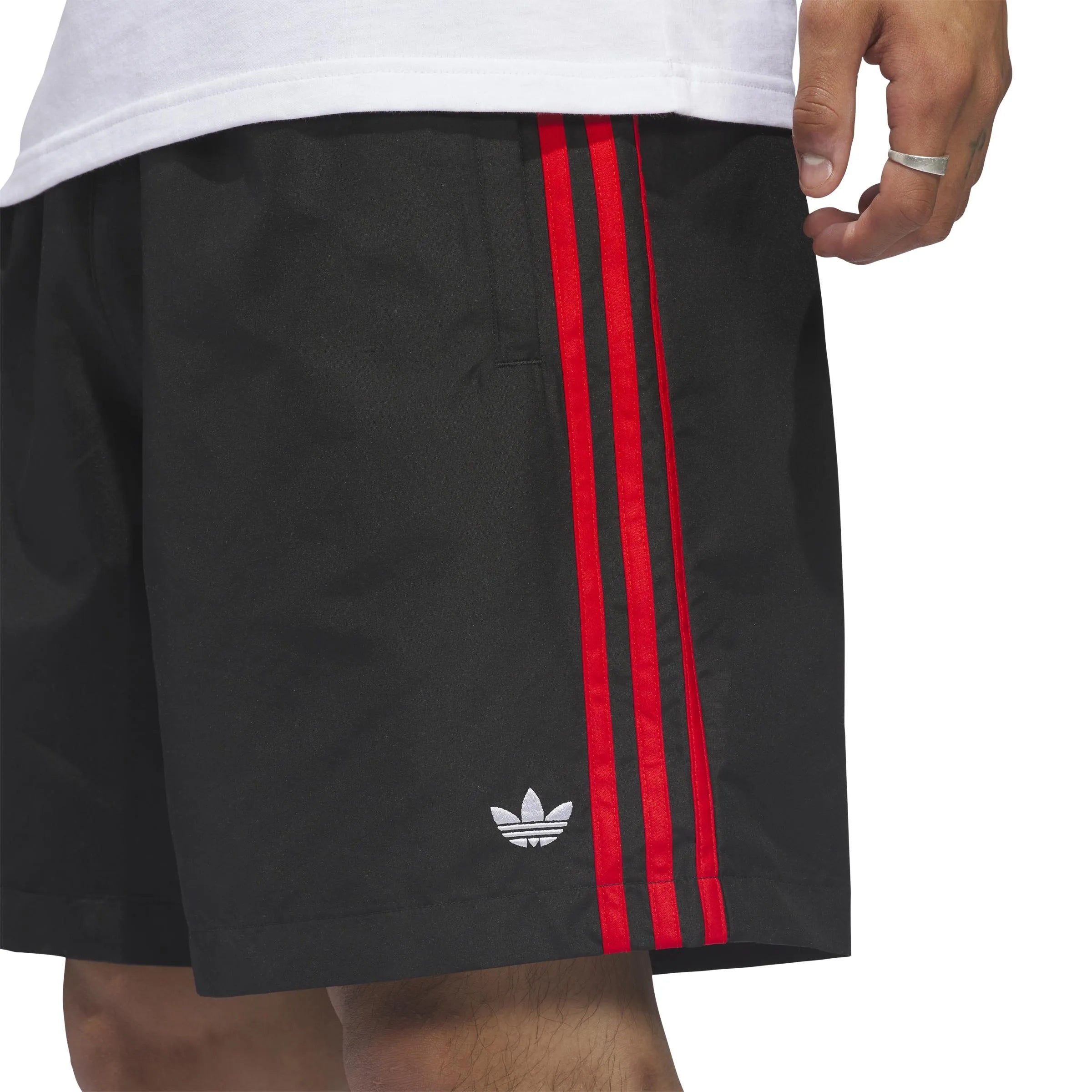 Shorts Adidas-Skt Wtr Short-Black, vue détail avant short