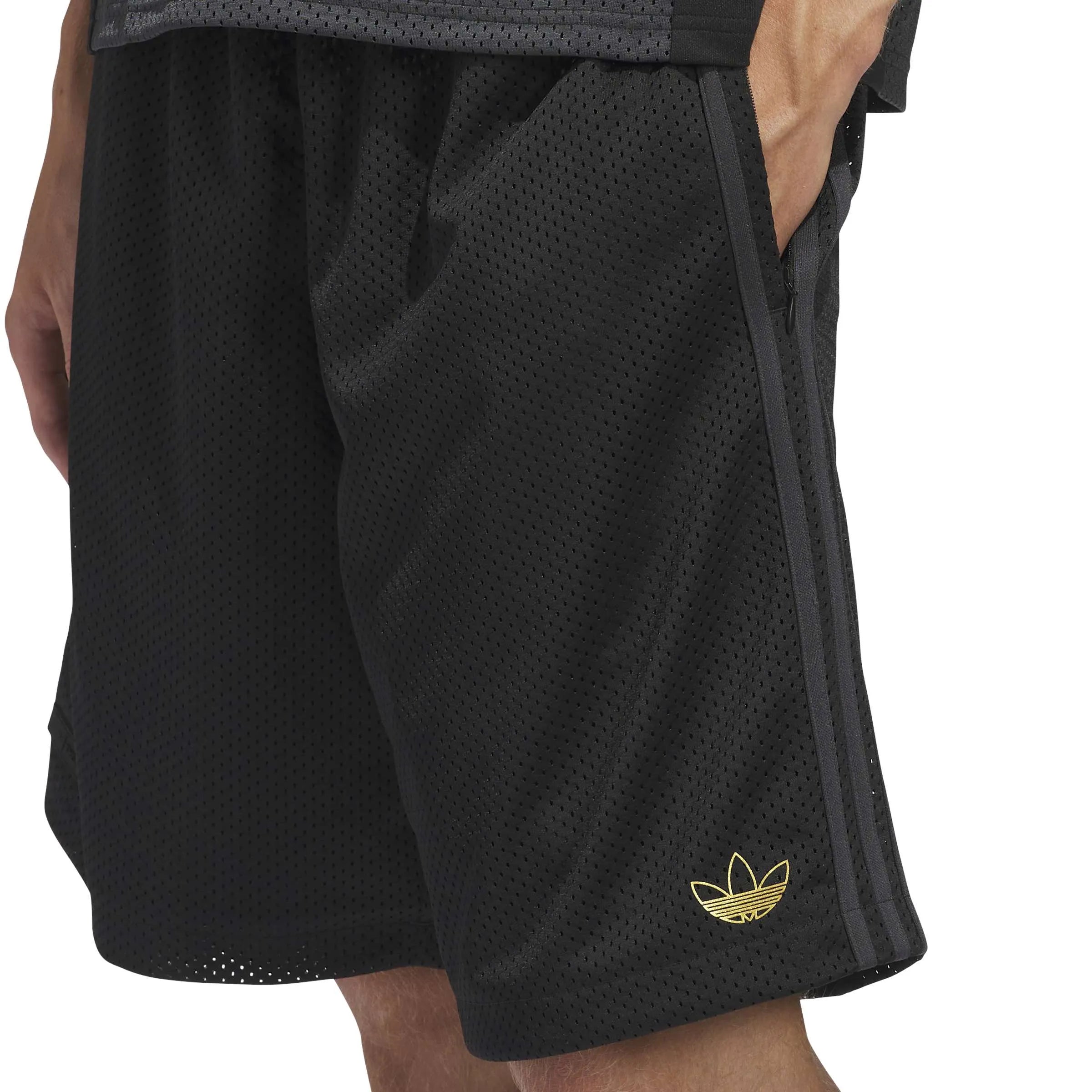 Shorts Adidas-Tyshawn B Short-Black, vue détail arrière short