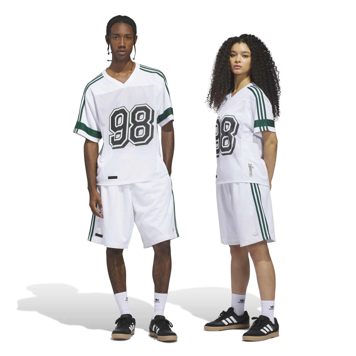 Shorts Adidas-Tyshawn B Short-White, vue portée de face par homme et femme
