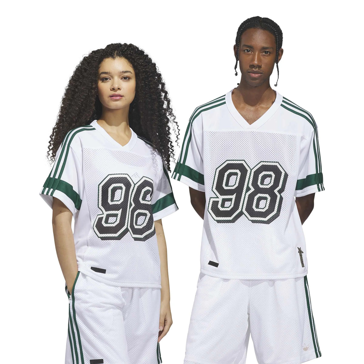 Teeshirts Adidas-Tyshawn Jrsy-White, vue portée de face par homme et femme