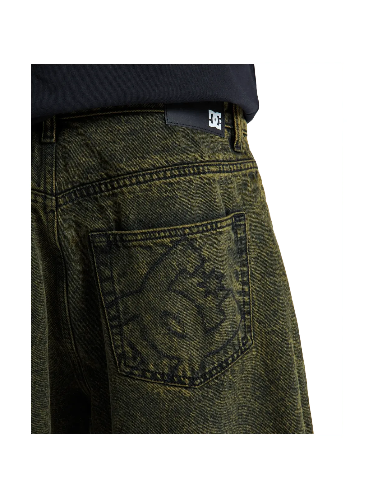Shorts Dc shoes Baggy Denim Short Golden Olive, vue détail poche arrière du short