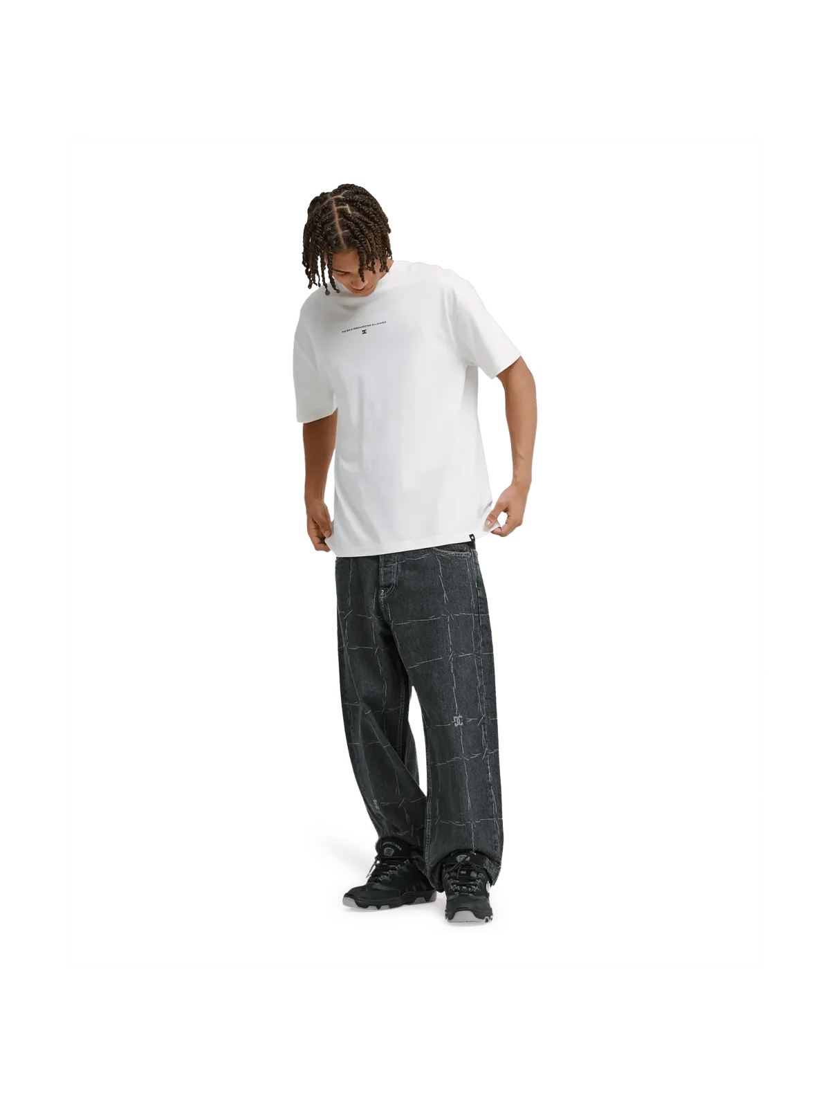 Pantalons Dc shoes Baggy Denim Wired Wired 32 Black, vue portée en pied de face