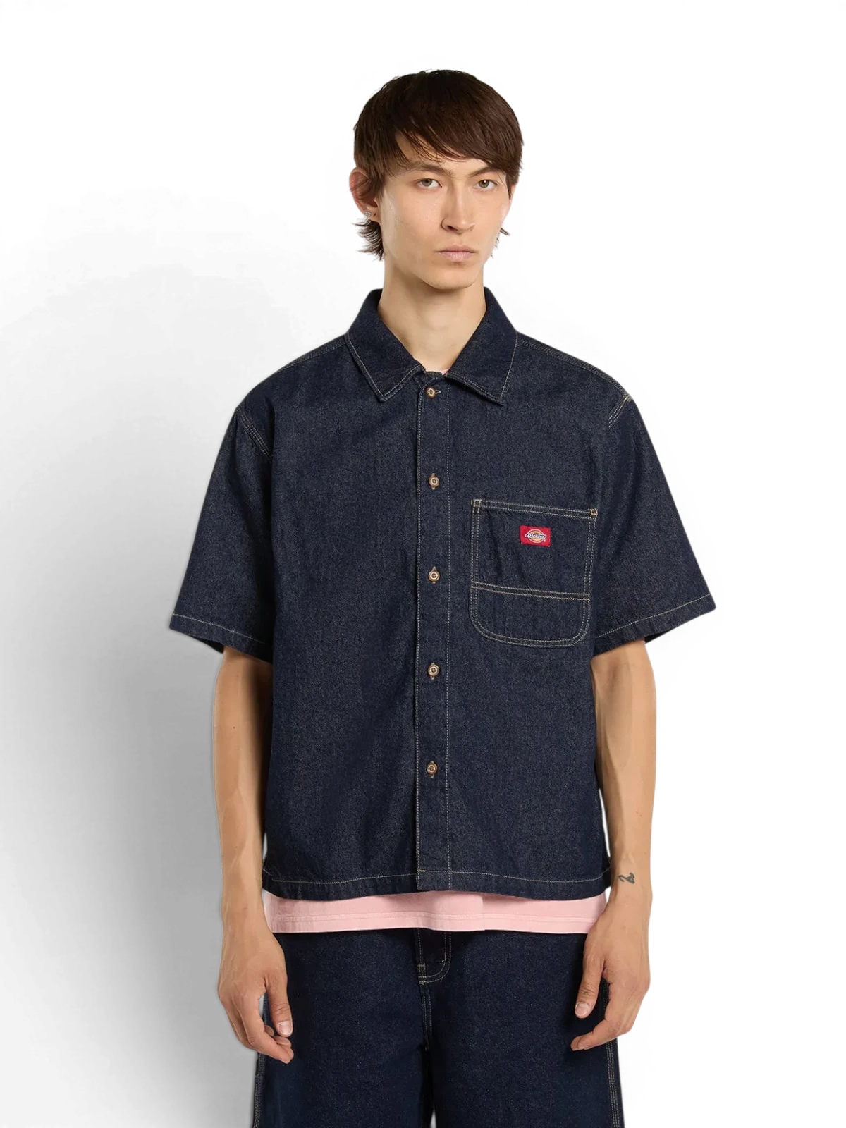 Chemises Dickies Denim Shirt Ss Rinsed, vue portée de face