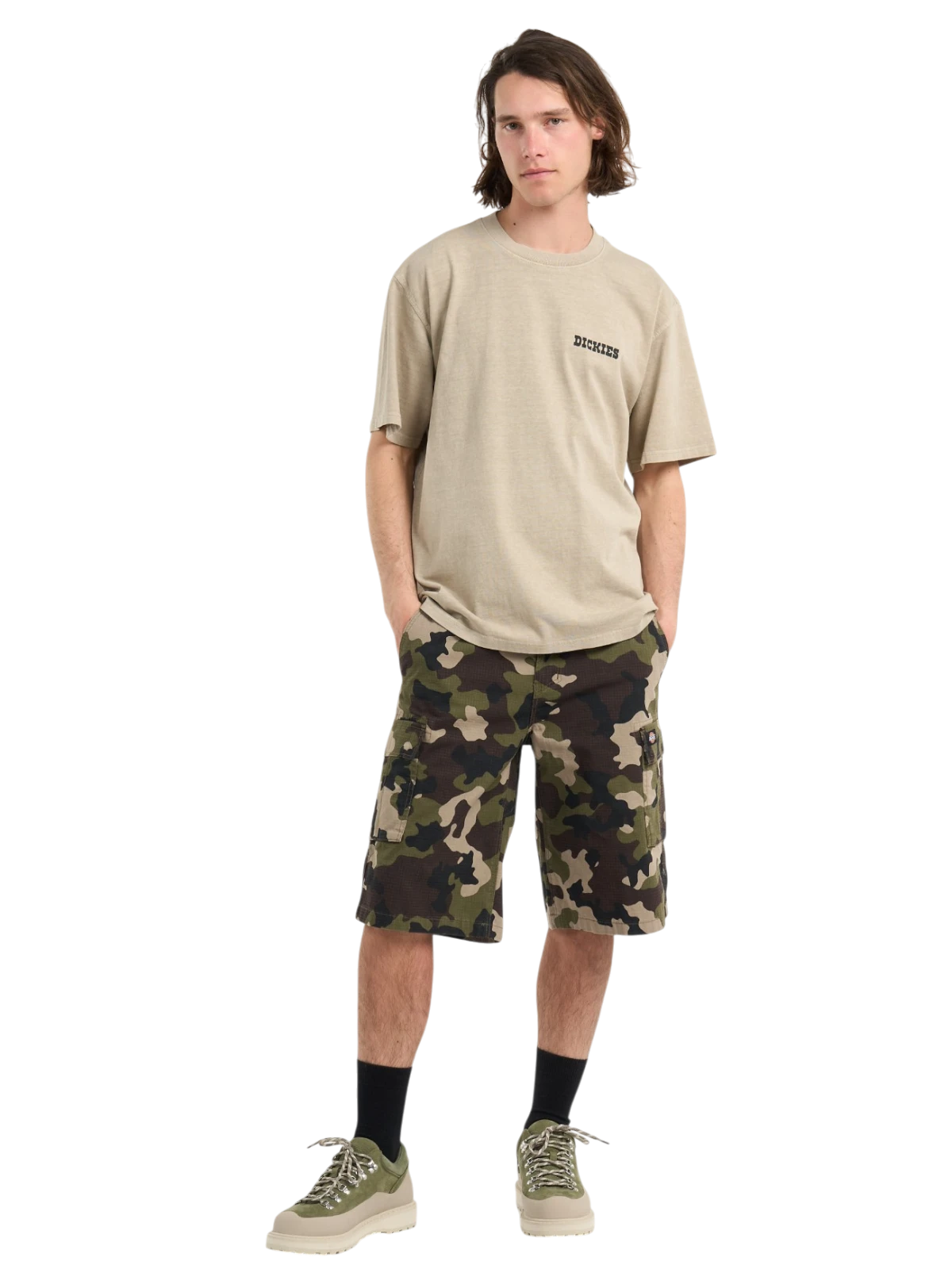 Shorts Dickies Eagle Bend Short Camouflage, vue portée en pied de face