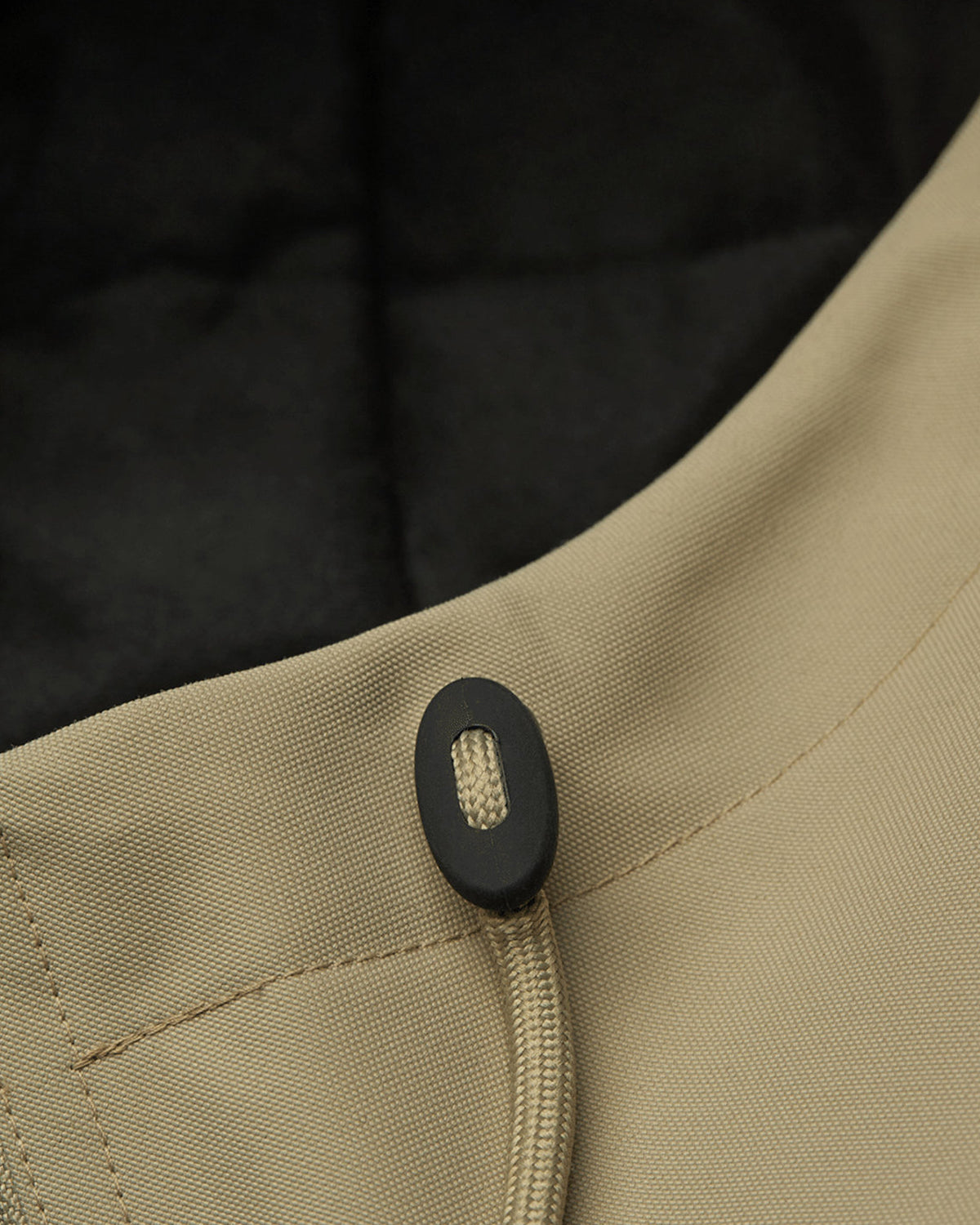 Vestes Element Dulcey (Tkh0) Aluminum, gros plan sur le col avec cordon de serrage
