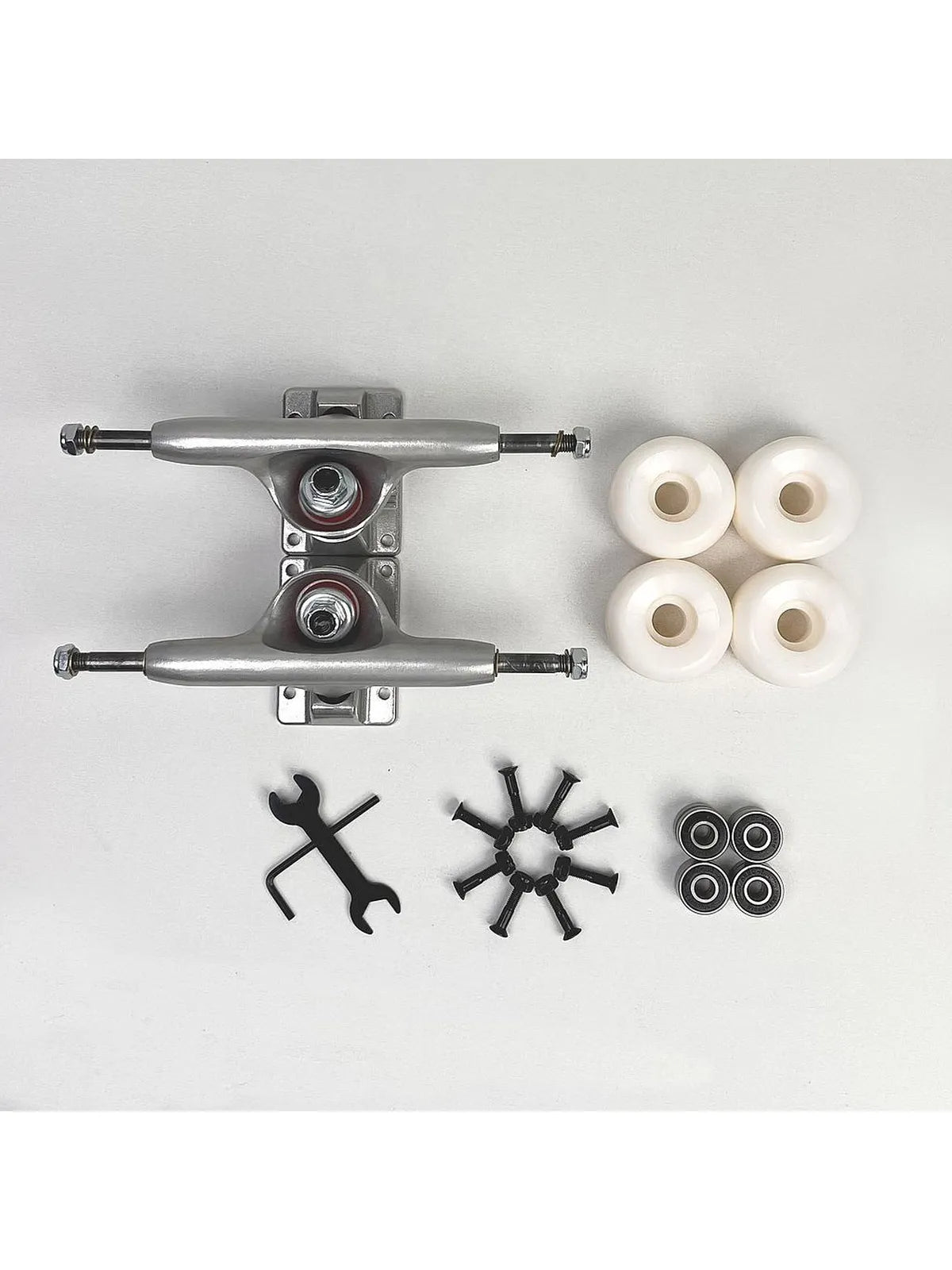 Trucks de skate Hlc Landing Gear Box (139mm Trucks + 52mm Wheels + Bearings + Hardware) , vue du pack de dessus