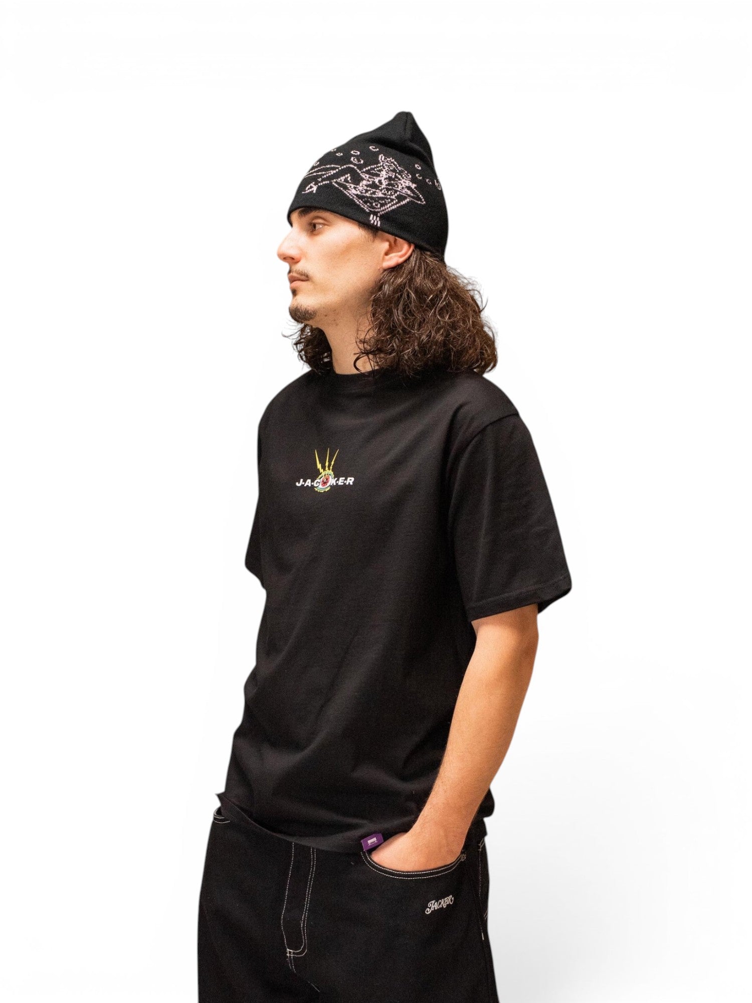 Teeshirts Jacker Paranoid T-Shirt Black, vue portée de face de ¾