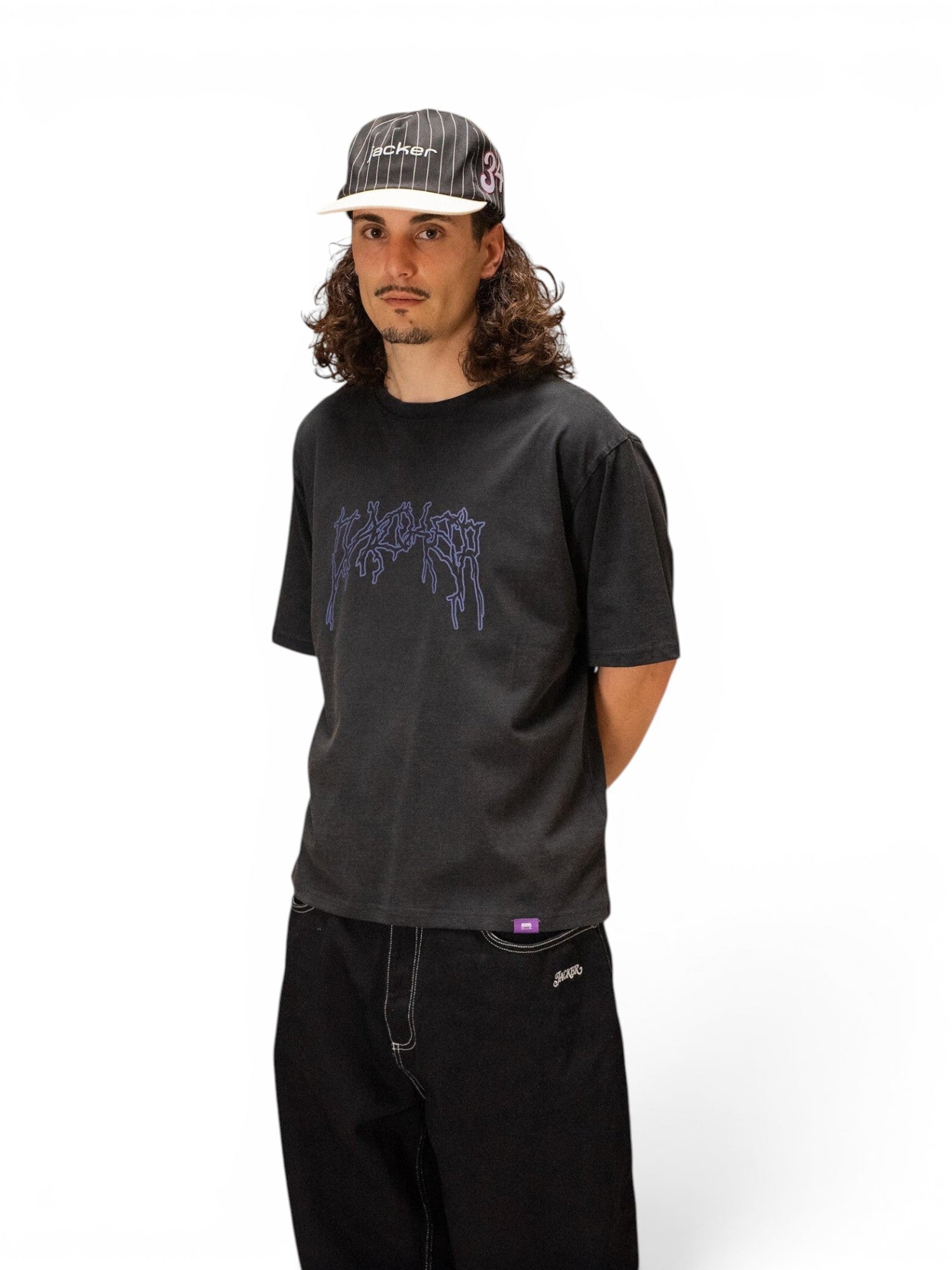 Teeshirts Jacker Skeleton Garment Dyed T-Shirt Black, vue portée de face ¾