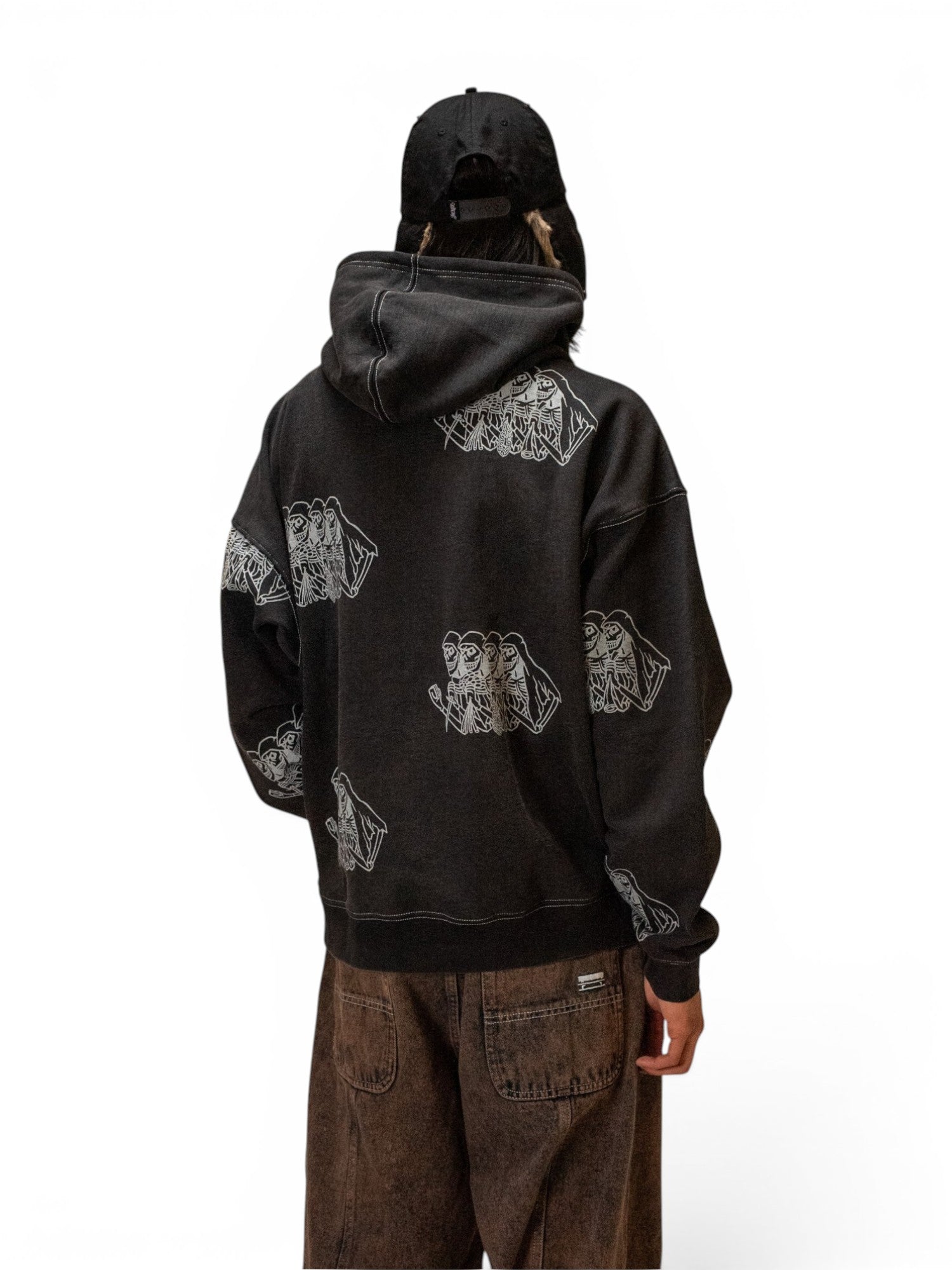 Sweatshirts Jacker Skeleton Hoodie Garment Dyed Black, vue portée de dos