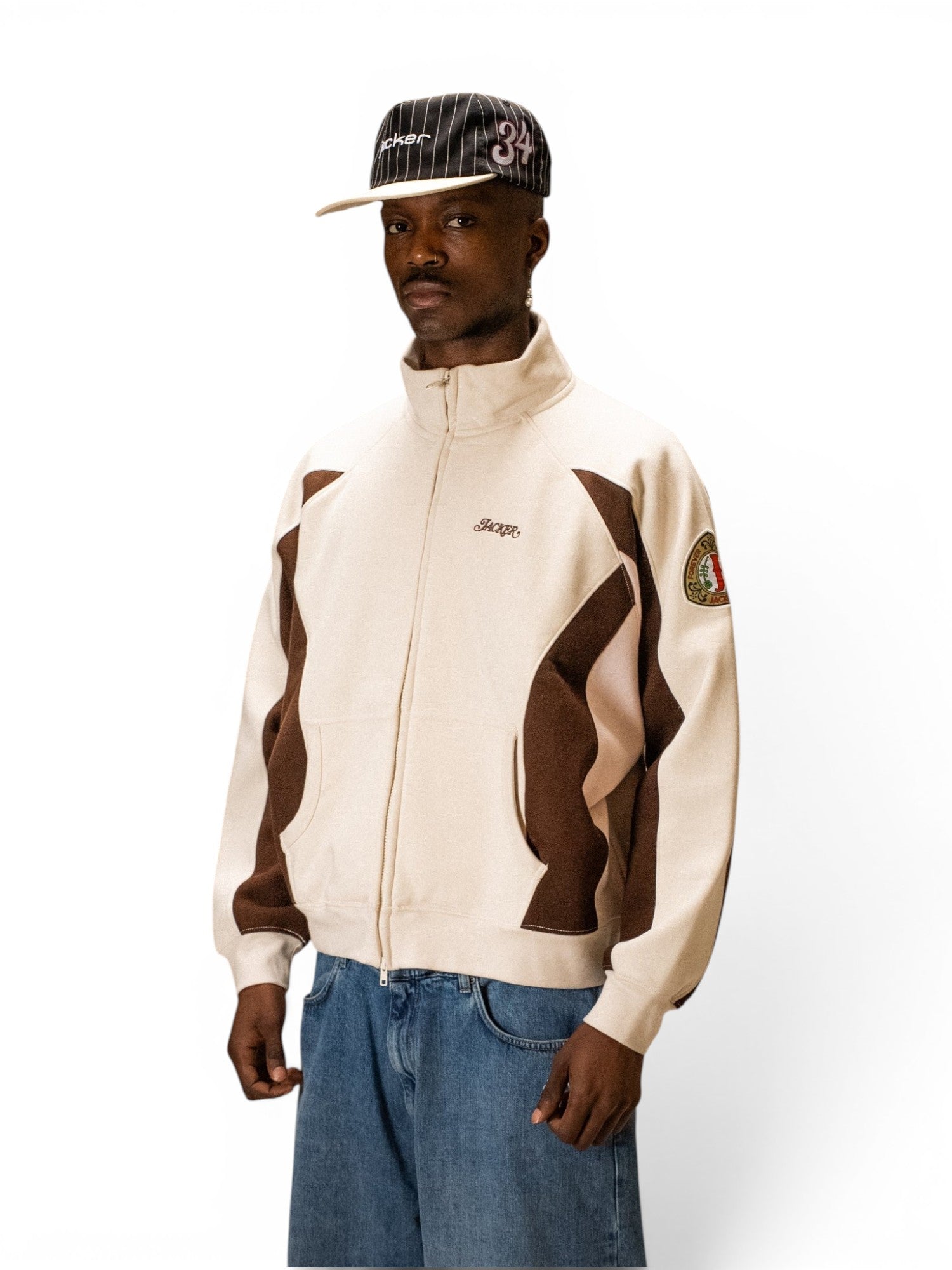 Vestes Jacker Trevi Track Jacket Beige, vue portée de face de ¾