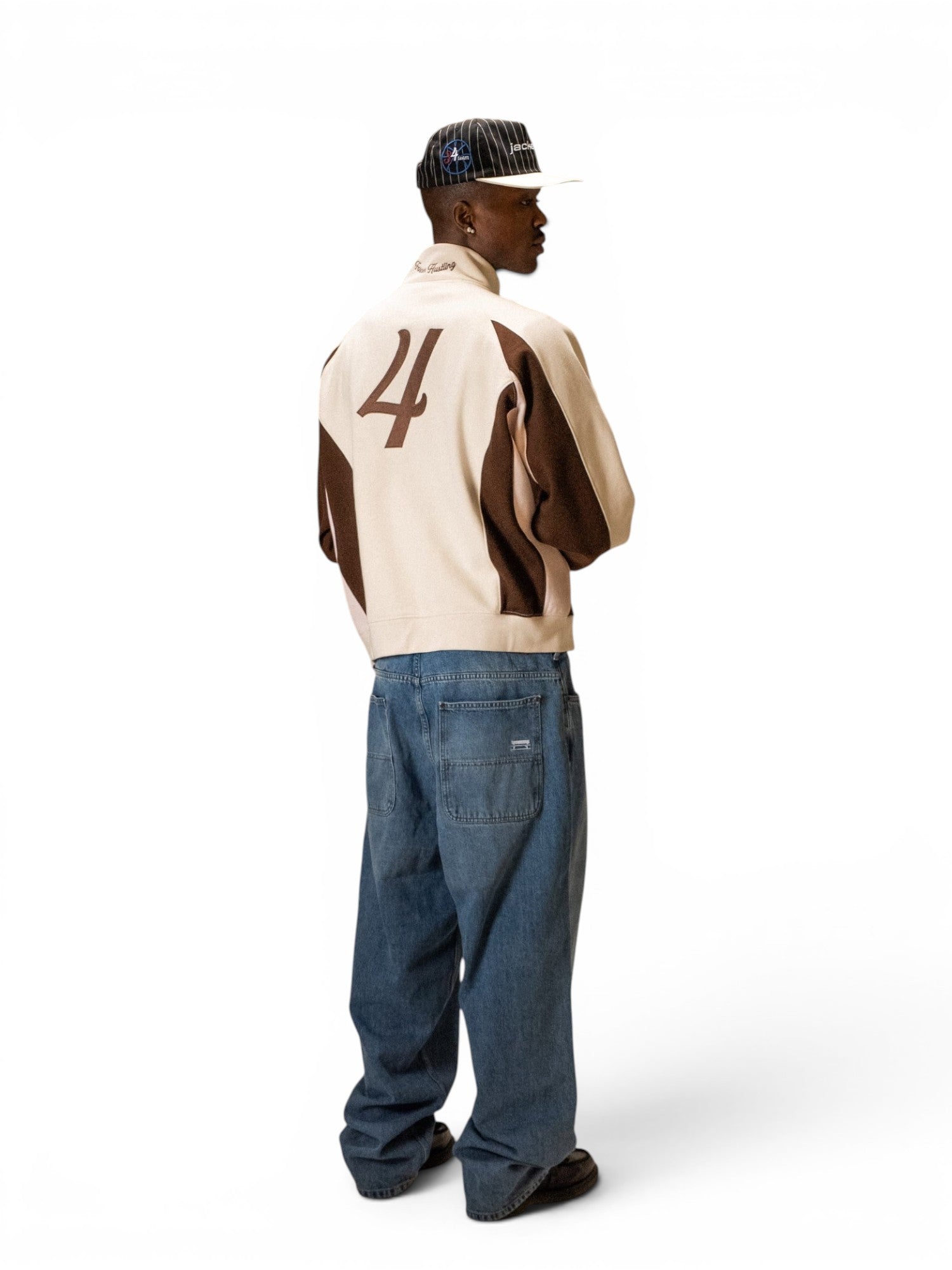 Vestes Jacker Trevi Track Jacket Beige, vue portée de dos de ¾