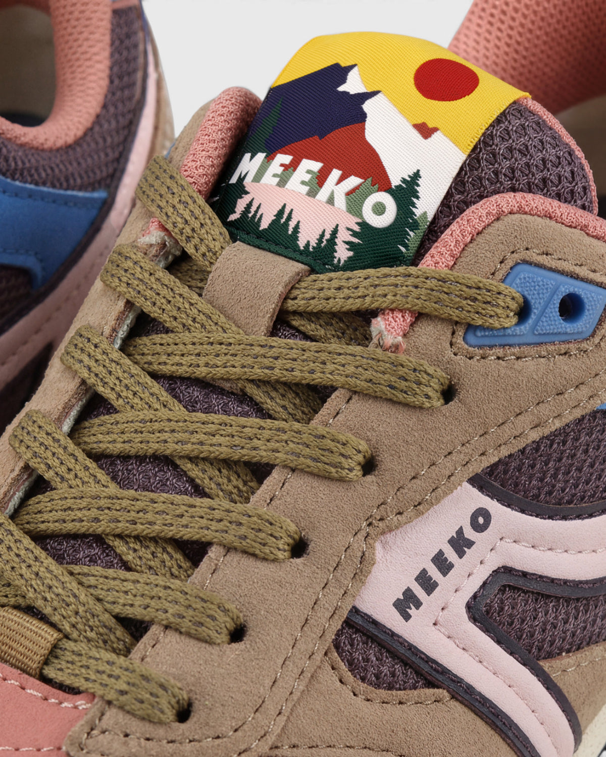 Sneakers Meeko Capra Natif, gros plan détail lacets