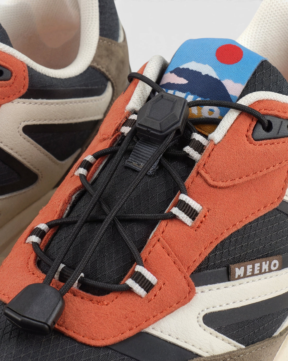 Sneakers Meeko Honu Forest, gros plan détail lacets