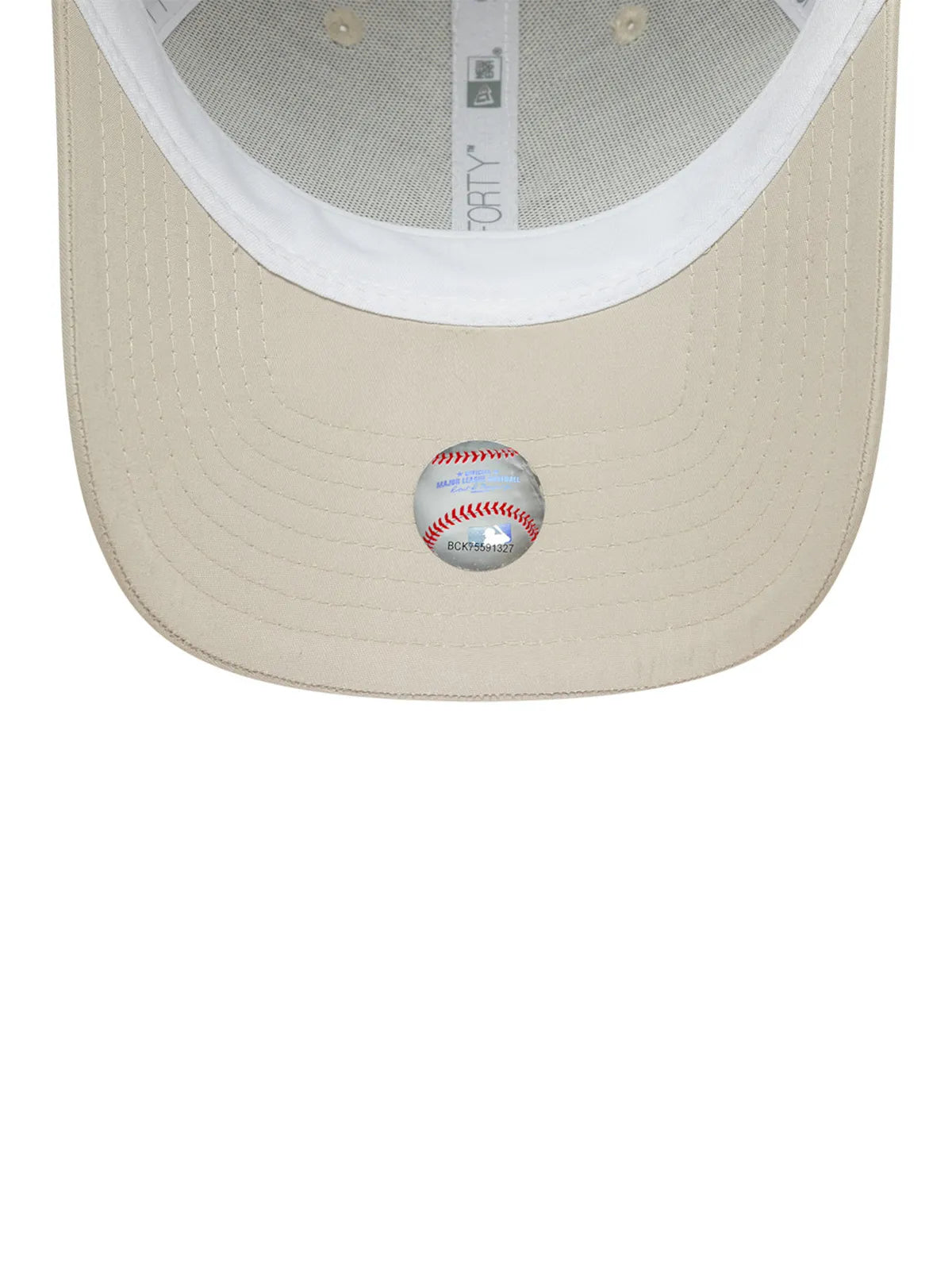 Casquettes New era Midi Homefield 940 Trukr Neyyan  Stnnov Light Beige, vue de dessous, visière