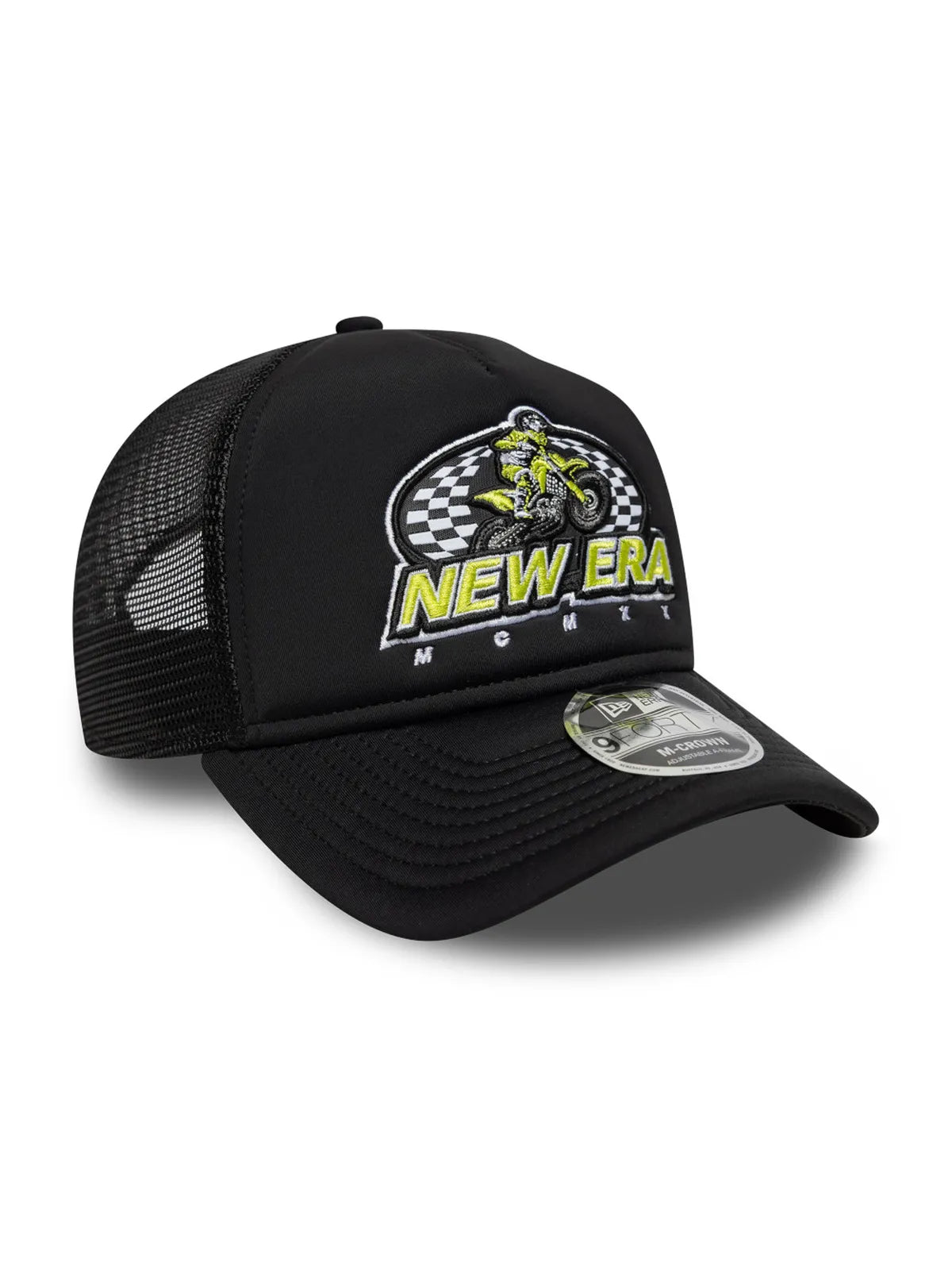 Casquettes New era Ne Graphic Mc Af Trucker Newera  Blk Black, vue de 3/4 droite