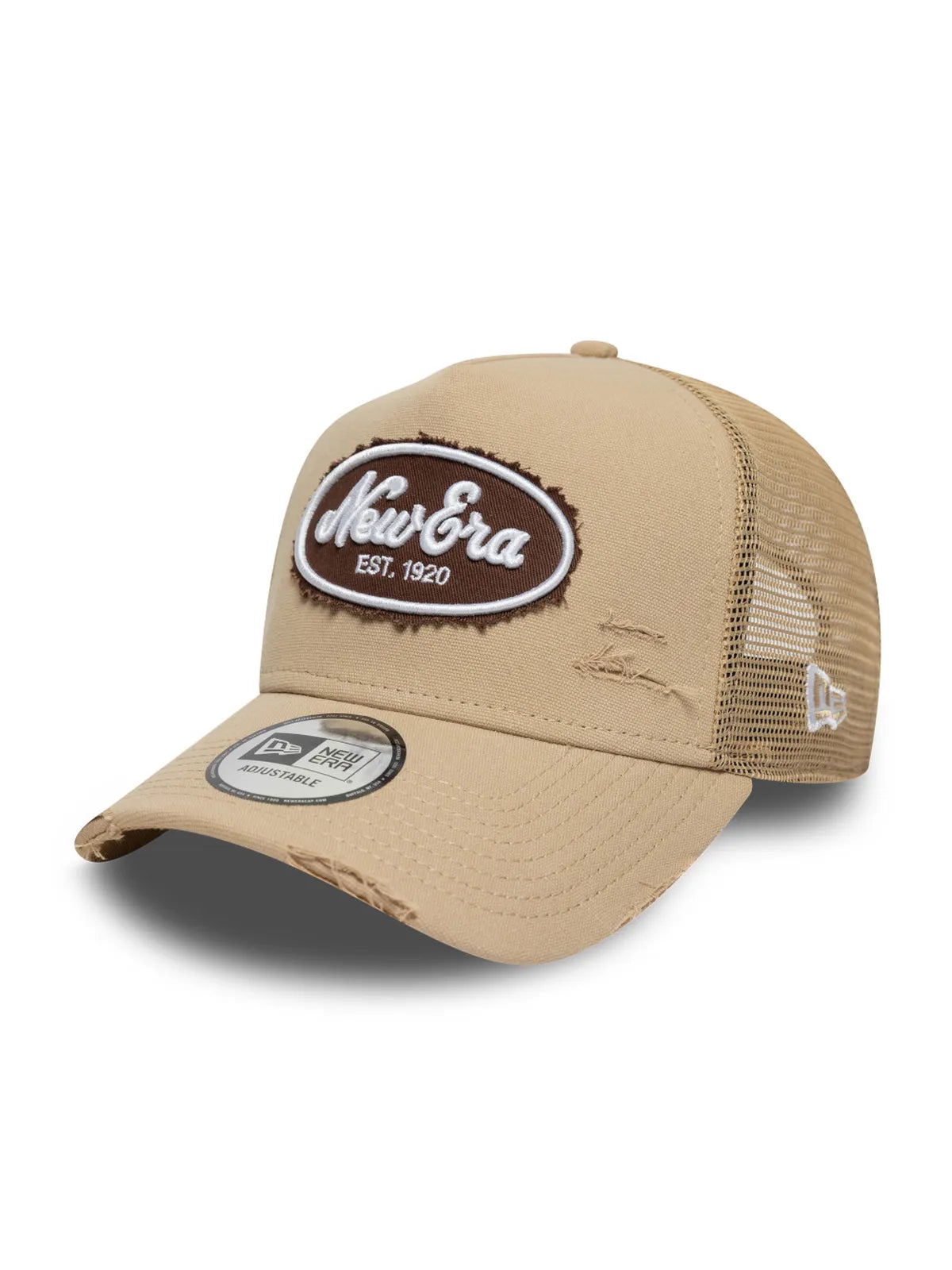 Casquettes New era Oval Canvas Distress Trucker Newera  Cam Light Beige, vue de 3/4 gauche