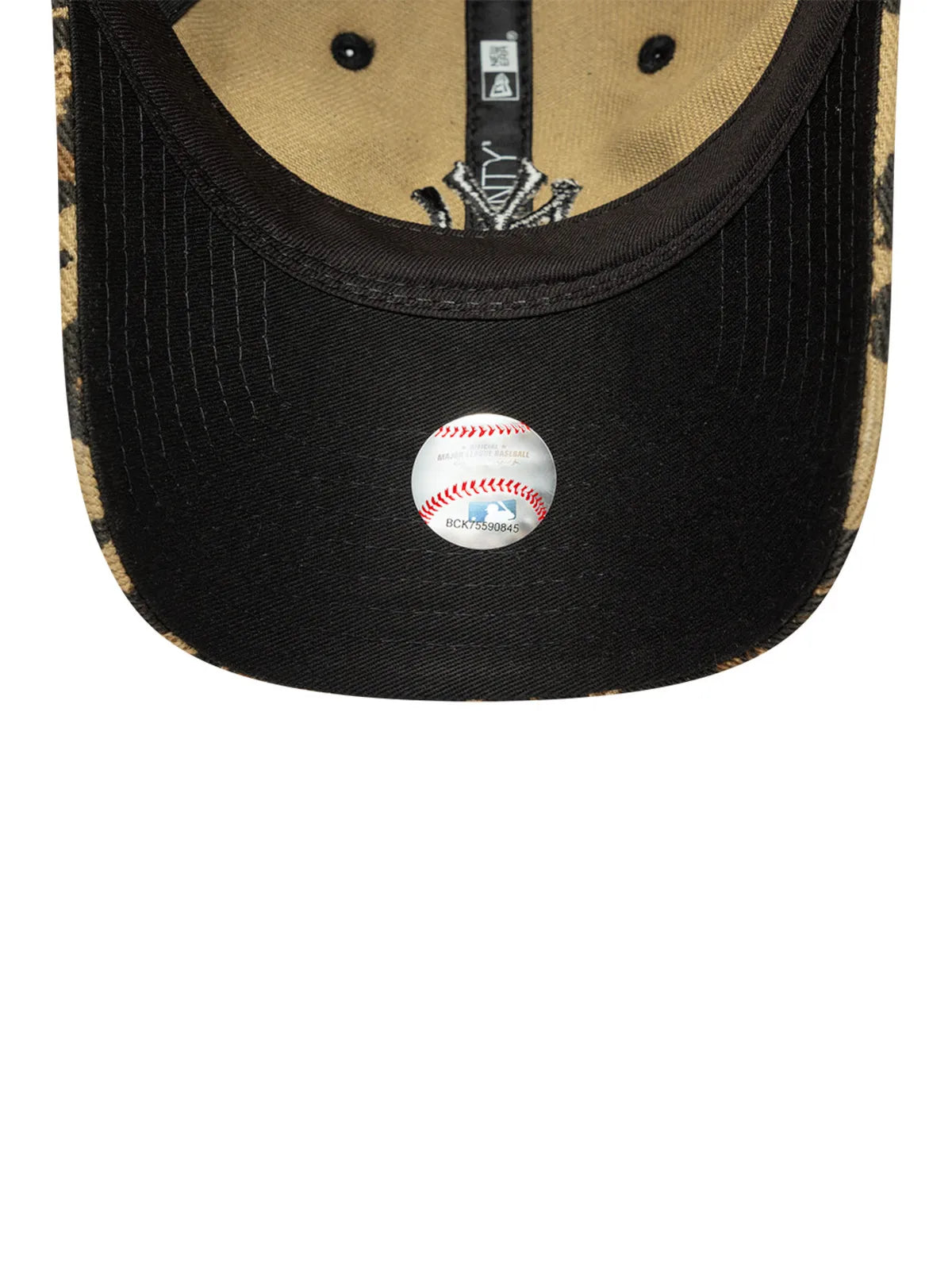 Casquettes New era Wmns Leopard 9Twenty Neyyan  Brscam Dark Brown, vue de dessous, visière