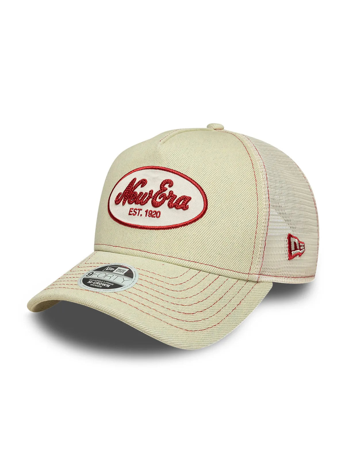 Casquettes New era Wmns Ne 9Forty Mc Af Trucker Newera  Ltc Light Beige, vue de 3/4 gauche