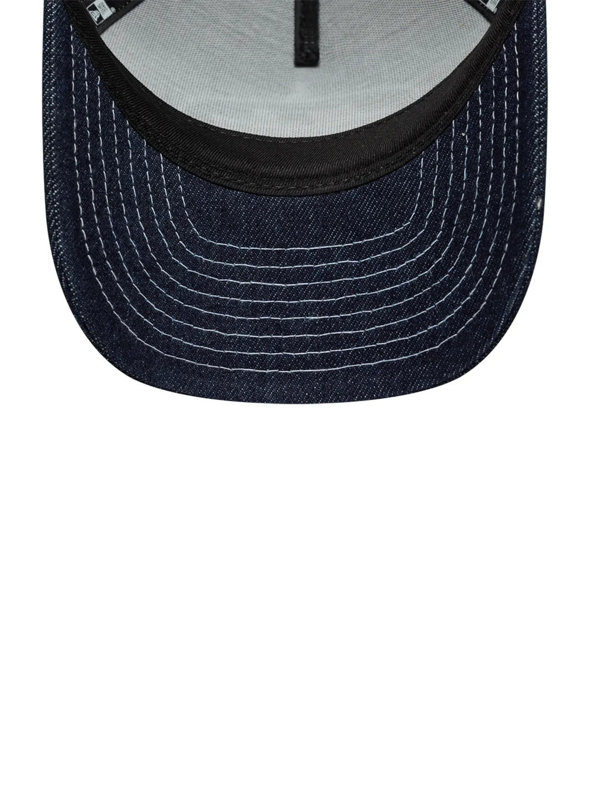 Casquettes New era Wmns Ne 9Forty Mc Af Trucker Newera  Nvy Navy, vue de dessous, visière