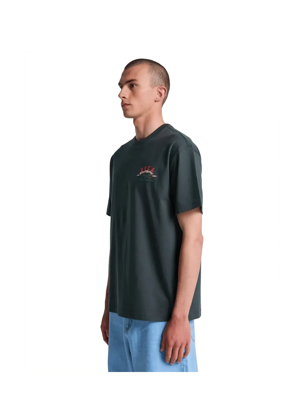 Teeshirts Rvca Welcome To Rvca Ss Pirate Black, vue porté de ¾