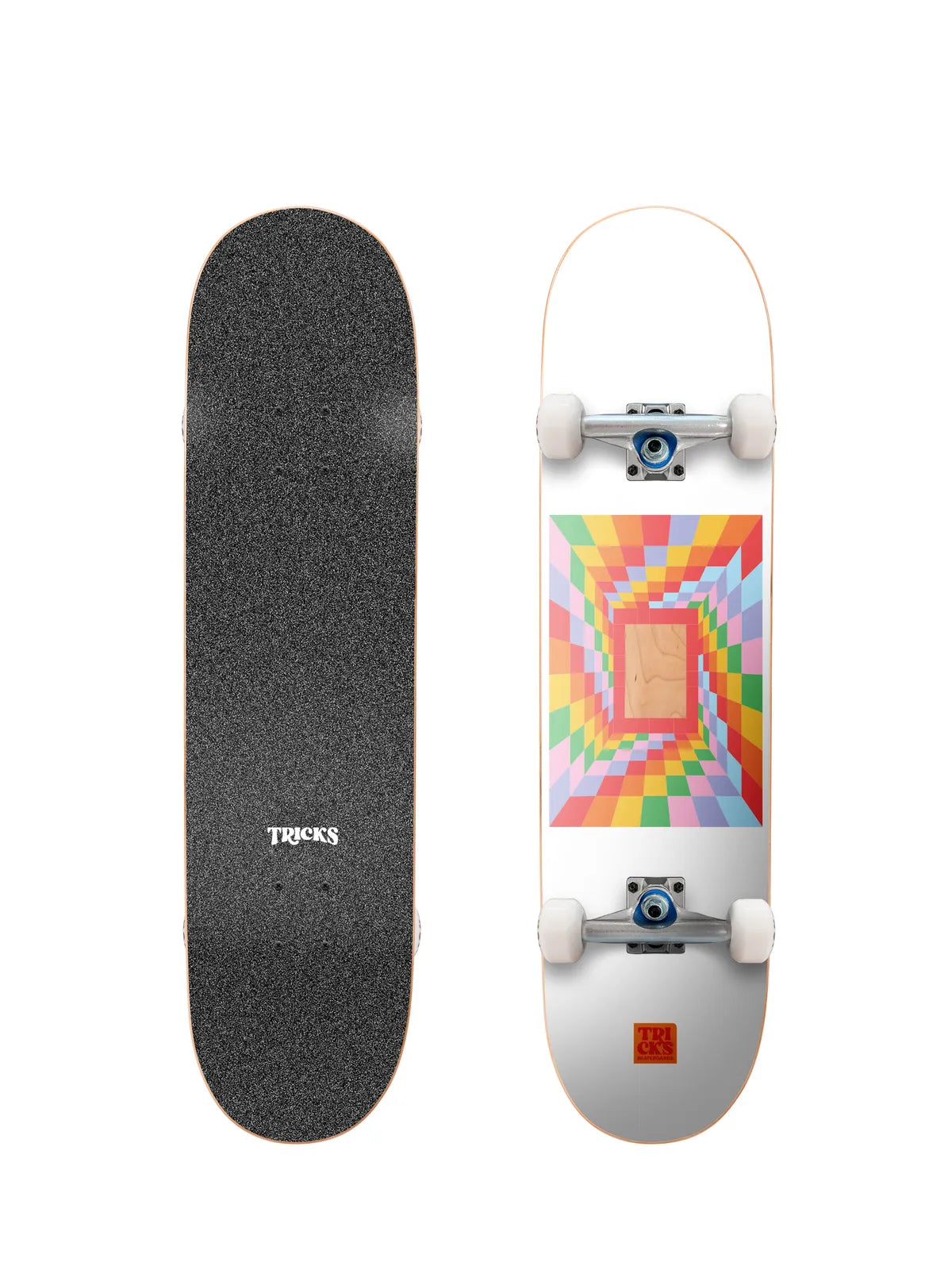 Skateboards complets Tricks Dimension 8.0"x31.85" MAXI Complete , vue dessus/dessous