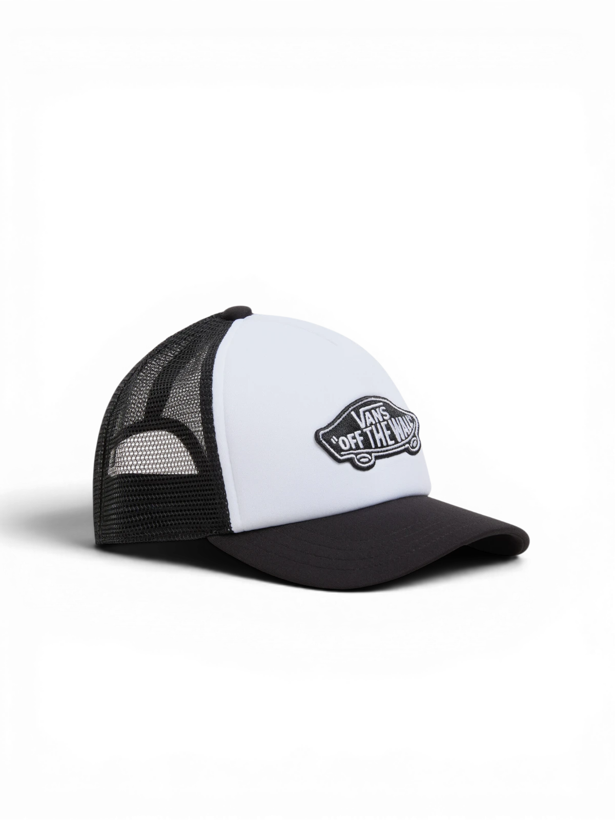 Casquettes Vans Classic Patch Curved Bill Trucker Black/White, vue de 3/4 avant
